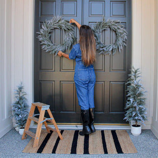 30" Flocked Cedar Wreath