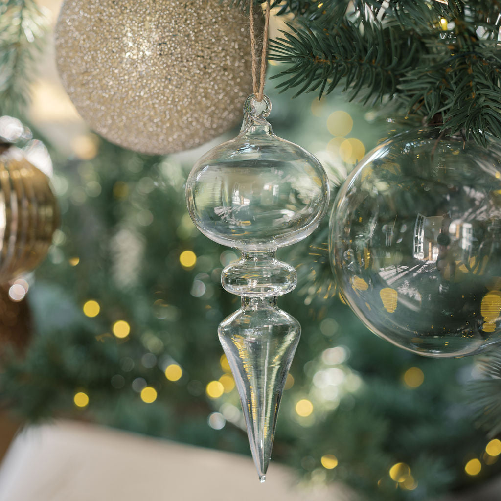 4" Beaded Cream Glass Ornament - Set of 4 closeup on top with glass finials