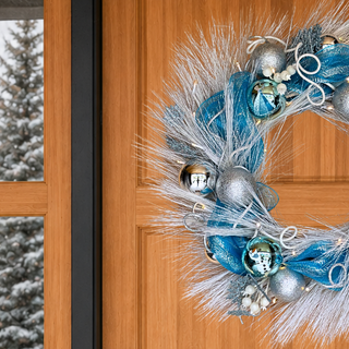 Disney Frozen Wreath